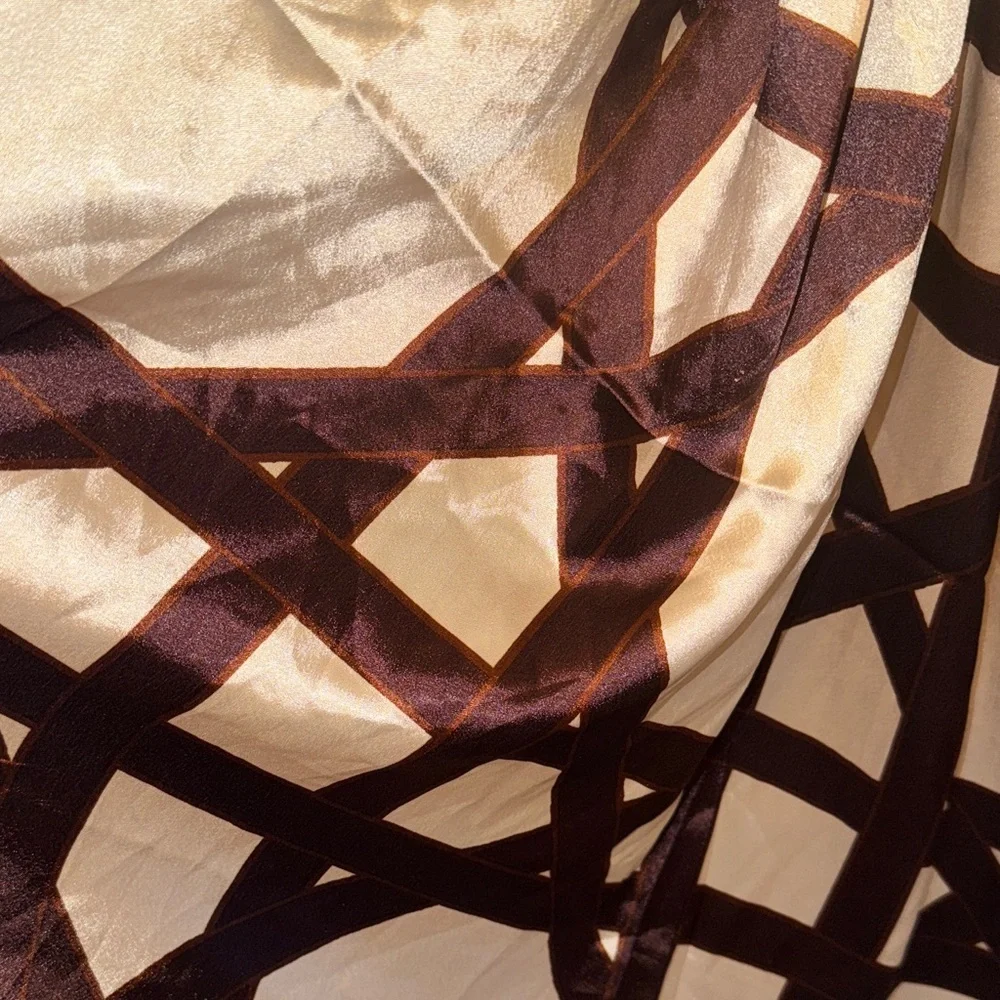 Brown and Cream Scarf - Picture 9 of 11